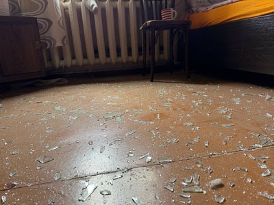 Атака по будинку у середмісті Дніпра. Що розповіли очевидці Атака по будинку у середмісті Дніпра. Що розповіли очевидці
