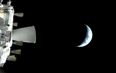 “Оріон” прямує до Місяця: астронавти NASA вийшли за межі орбіти Землі вперше за 50 років “Оріон” прямує до Місяця: астронавти NASA вийшли за межі орбіти Землі вперше за 50 років