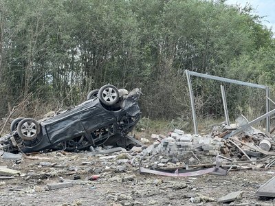 "Дуже багато пилу, гару і погане самопочуття" — жителі Київщини про нічний обстріл РФ "Дуже багато пилу, гару і погане самопочуття" — жителі Київщини про нічний обстріл РФ