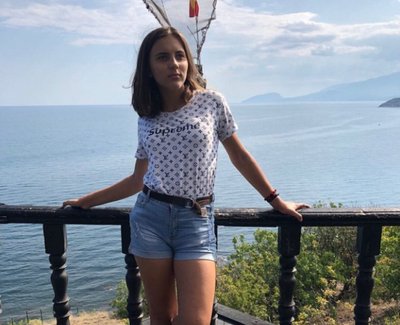 "Дуже багато кримчан, які досі зберігають вірність Україні" — 20-річна Поліна, яка 10 років готувала втечу з окупації "Дуже багато кримчан, які досі зберігають вірність Україні" — 20-річна Поліна, яка 10 років готувала втечу з окупації