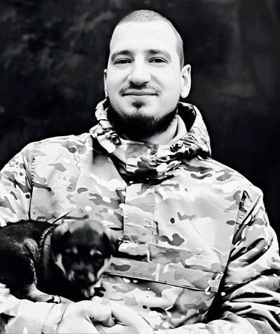 У бою, захищаючи Україну, загинули жителі Херсонщини Володимир Жогло та Данило Звонарьов У бою, захищаючи Україну, загинули жителі Херсонщини Володимир Жогло та Данило Звонарьов