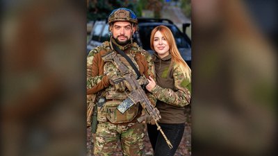 “Таких, як він, мало”: дружина розповіла про воїна Дениса Мирона з Сумщини “Таких, як він, мало”: дружина розповіла про воїна Дениса Мирона з Сумщини
