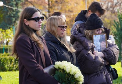 В Ужгороді попрощалися із загиблим військовослужбовцем Михайлом Гончаруком В Ужгороді попрощалися із загиблим військовослужбовцем Михайлом Гончаруком