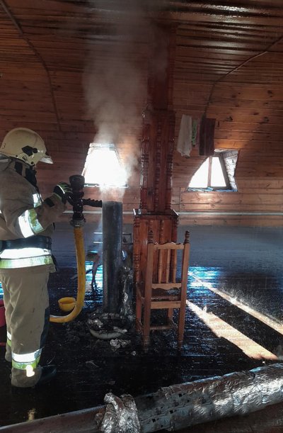 На Миколаївщині виникли пожежі: під час однієї з них отримав опіки чоловік На Миколаївщині виникли пожежі: під час однієї з них отримав опіки чоловік