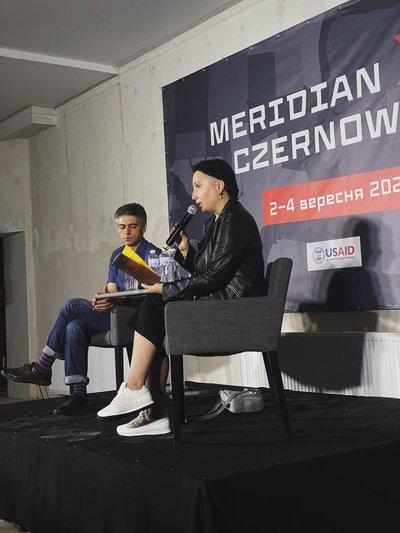"Як війну передати поезією?". Яким був перший день поетичних читань Meridian Czernowitz "Як війну передати поезією?". Яким був перший день поетичних читань Meridian Czernowitz