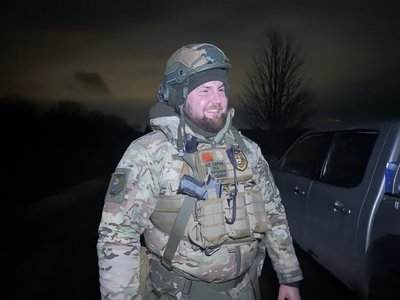 "Слідкують за небом 24 на 7". Як навчають добровольців у Сумах збивати "шахеди" "Слідкують за небом 24 на 7". Як навчають добровольців у Сумах збивати "шахеди"