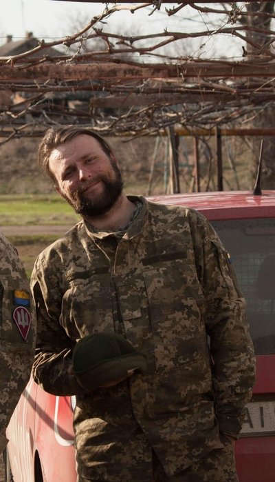 Усиновили дитину після загибелі сина на війні. Історія родини зі Львова Усиновили дитину після загибелі сина на війні. Історія родини зі Львова