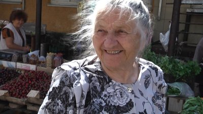 Житомирянка Галина каже, що чорицю збирає сама Житомирянка Галина каже, що чорицю збирає сама