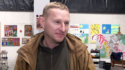 АРТпостріл: у Луцьку відкрили виставку робіт військових та їх сімей, створених за 10 років арттерапії АРТпостріл: у Луцьку відкрили виставку робіт військових та їх сімей, створених за 10 років арттерапії