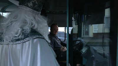 У Чернігові Святий Миколай привітав дітей та дорослих У Чернігові Святий Миколай привітав дітей та дорослих