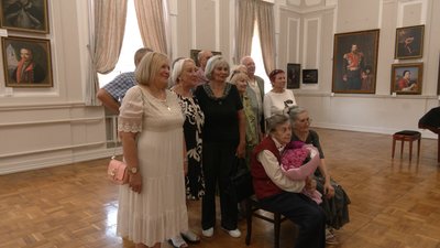 "50 років пролетіло дуже швидко": у Чернігові пройшла зустріч випускників школи №2 "50 років пролетіло дуже швидко": у Чернігові пройшла зустріч випускників школи №2