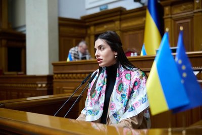 Народна депутатка Марія Мезенцева-Федоренко у верховній раді Народна депутатка Марія Мезенцева-Федоренко у верховній раді