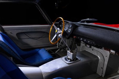 На аукціоні продали найдорожчий Ferrari — за $51,7 млн На аукціоні продали найдорожчий Ferrari — за $51,7 млн