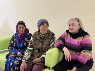 "Не доїдала, щоб було, де жити". Історії переселенців, які живуть в безоплатному центрі у селі Солдатське "Не доїдала, щоб було, де жити". Історії переселенців, які живуть в безоплатному центрі у селі Солдатське