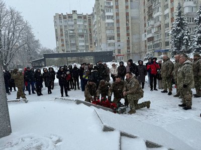 У Черкасах вшанували Героїв Небесної Сотні У Черкасах вшанували Героїв Небесної Сотні
