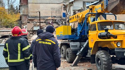 "Без житла і з двома дітьми": у Хмельницькому другий день ліквідовують наслідки вибуху на Тернопільській "Без житла і з двома дітьми": у Хмельницькому другий день ліквідовують наслідки вибуху на Тернопільській