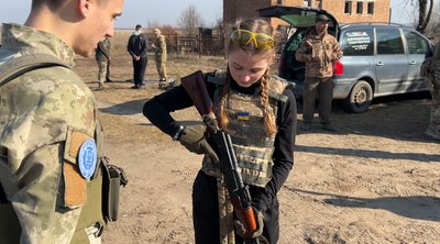 "Ми передаємо свій досвід": як молодь навчається військової справи на Рівненщині