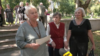 "50 років пролетіло дуже швидко": у Чернігові пройшла зустріч випускників школи №2 "50 років пролетіло дуже швидко": у Чернігові пройшла зустріч випускників школи №2