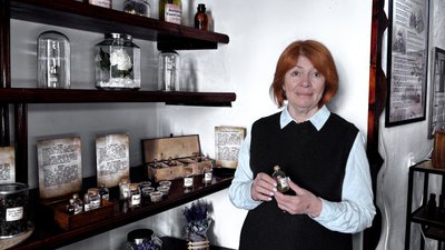 У Мукачеві в замку “Паланок” відкрили експозицію із середньовічними парфумами У Мукачеві в замку “Паланок” відкрили експозицію із середньовічними парфумами
