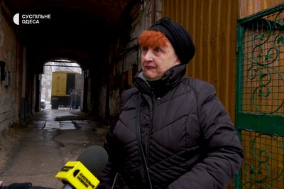 "Вискочили за хвилину": жителі зруйнованого будинку в Одесі про атаку РФ 27 січня "Вискочили за хвилину": жителі зруйнованого будинку в Одесі про атаку РФ 27 січня