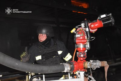 Кропивницький під атакою дронів: пролунало 10 вибухів Кропивницький під атакою дронів: пролунало 10 вибухів