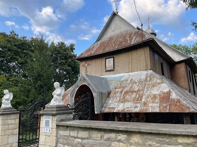 Відновлюють храм, Тернопільщина, серпень 2024 Відновлюють храм, Тернопільщина, серпень 2024