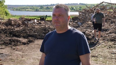 "Мене вкинуло хвилею назад у коридор": жителька села на Кіровоградщині про нічний обстріл "Мене вкинуло хвилею назад у коридор": жителька села на Кіровоградщині про нічний обстріл