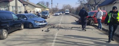 Унаслідок ДТП у Бродах травми отримали два водії легковиків, їх госпіталізували Унаслідок ДТП у Бродах травми отримали два водії легковиків, їх госпіталізували