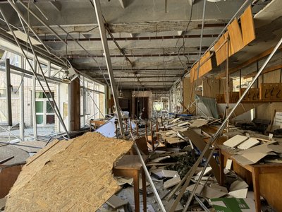"Розірвало на шматки". Російські війська ударили по Краснопіллю ракетою С-300