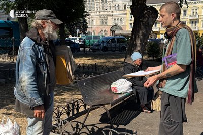 Як одеські волонтери щонеділі допомагають безпритульним Як одеські волонтери щонеділі допомагають безпритульним