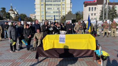 У Рівному попрощались з військовим Олександром Порадюком