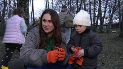 "Прийшли, щоб побороти страх": у Рівненському зоопарку випустили понад 200 кажанів