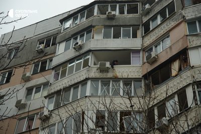 багатоповерхівка в Одесі, в яку влучив дрон багатоповерхівка в Одесі, в яку влучив дрон