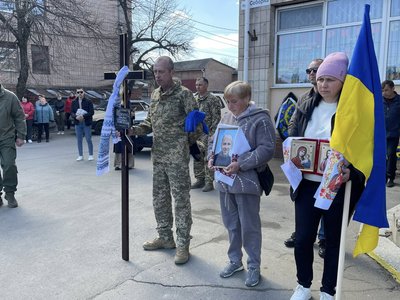 Воював у Бахмуті: громада Черкащини попрощалася із захисником