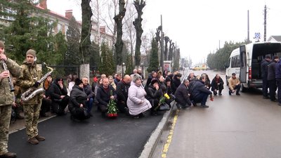 Пам'яті загиблого на Херсонщині сапера-водія Сергія Курінного із Житомира Пам'яті загиблого на Херсонщині сапера-водія Сергія Курінного із Житомира