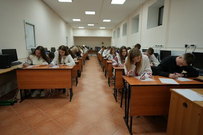 "Пишу для душі". У Сумському університеті писали радіодиктант національної єдності "Пишу для душі". У Сумському університеті писали радіодиктант національної єдності