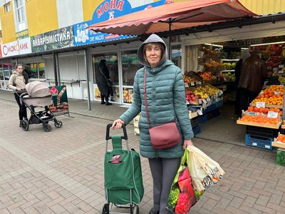 Сезон хурми у Житомирі: ціни та сорти на ринку Сезон хурми у Житомирі: ціни та сорти на ринку