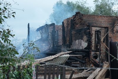 “Усе в хаті вигоріло”: російські війська пустили понад 10 БпЛА по Піщанському старостату “Усе в хаті вигоріло”: російські війська пустили понад 10 БпЛА по Піщанському старостату
