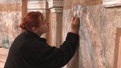 Анастасія Мазур, реставраторка, стінописи Анастасія Мазур, реставраторка, стінописи