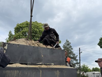 Демонтаж пам’ятника Петру І у Полтаві: чи завершили роботи