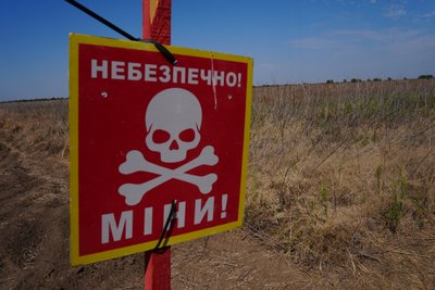 Врятувати за будь-яку ціну: як підрозділи ДСНС Херсонщини щодня працюють під ударами РФ Врятувати за будь-яку ціну: як підрозділи ДСНС Херсонщини щодня працюють під ударами РФ