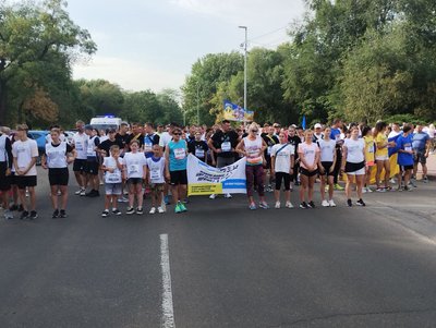 У Кропивницькому 200 містян долучилися до забігу "Шаную воїнів, біжу за героїв України" У Кропивницькому 200 містян долучилися до забігу "Шаную воїнів, біжу за героїв України"