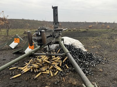 "Воювати важко. Але треба". Як тренуються стріляти з гранатомета бійці 41 ОМБР на Сумщині "Воювати важко. Але треба". Як тренуються стріляти з гранатомета бійці 41 ОМБР на Сумщині