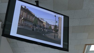 Вулицю Базарну в Рівному через організацію там ярмарку зробили пішохідною на сім років Вулицю Базарну в Рівному через організацію там ярмарку зробили пішохідною на сім років