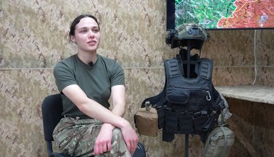 «Мені 21 і я командир»: історія прикордонниці «Змії», яка служить на Лиманському напрямку «Мені 21 і я командир»: історія прикордонниці «Змії», яка служить на Лиманському напрямку
