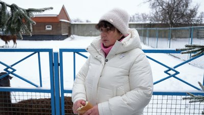 Ведмідь не спить, а рись грається в снігу: як зимують тварини у Менському зоопарку, що на Чернігівщині Ведмідь не спить, а рись грається в снігу: як зимують тварини у Менському зоопарку, що на Чернігівщині