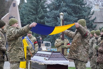 В Ужгороді попрощалися із захисником Золтаном Калої В Ужгороді попрощалися із захисником Золтаном Калої