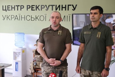 У Львові прикордонники розповіли про деталі служби та актуальні вакансії У Львові прикордонники розповіли про деталі служби та актуальні вакансії