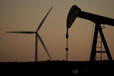 Насосна станція для видобутку нафти Насосна станція для видобутку нафти
