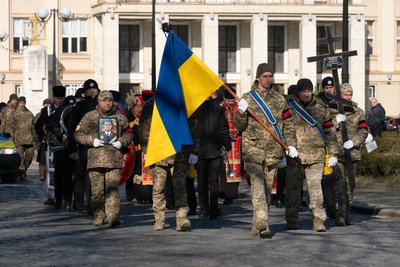 В Ужгороді попрощалися із захисником Андрієм Сокачем В Ужгороді попрощалися із захисником Андрієм Сокачем